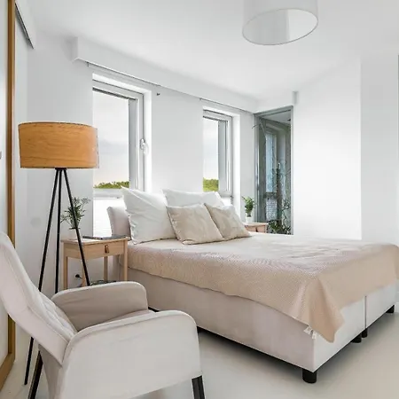 Lighthouse Sea View 120sqm Διαμέρισμα Γκντίνια