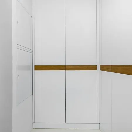 Lighthouse Sea View 120sqm Γκντίνια